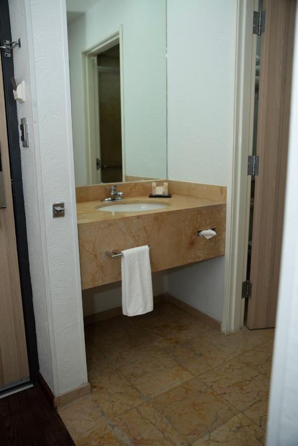 Fato Hotel Querétaro Zewnętrze zdjęcie