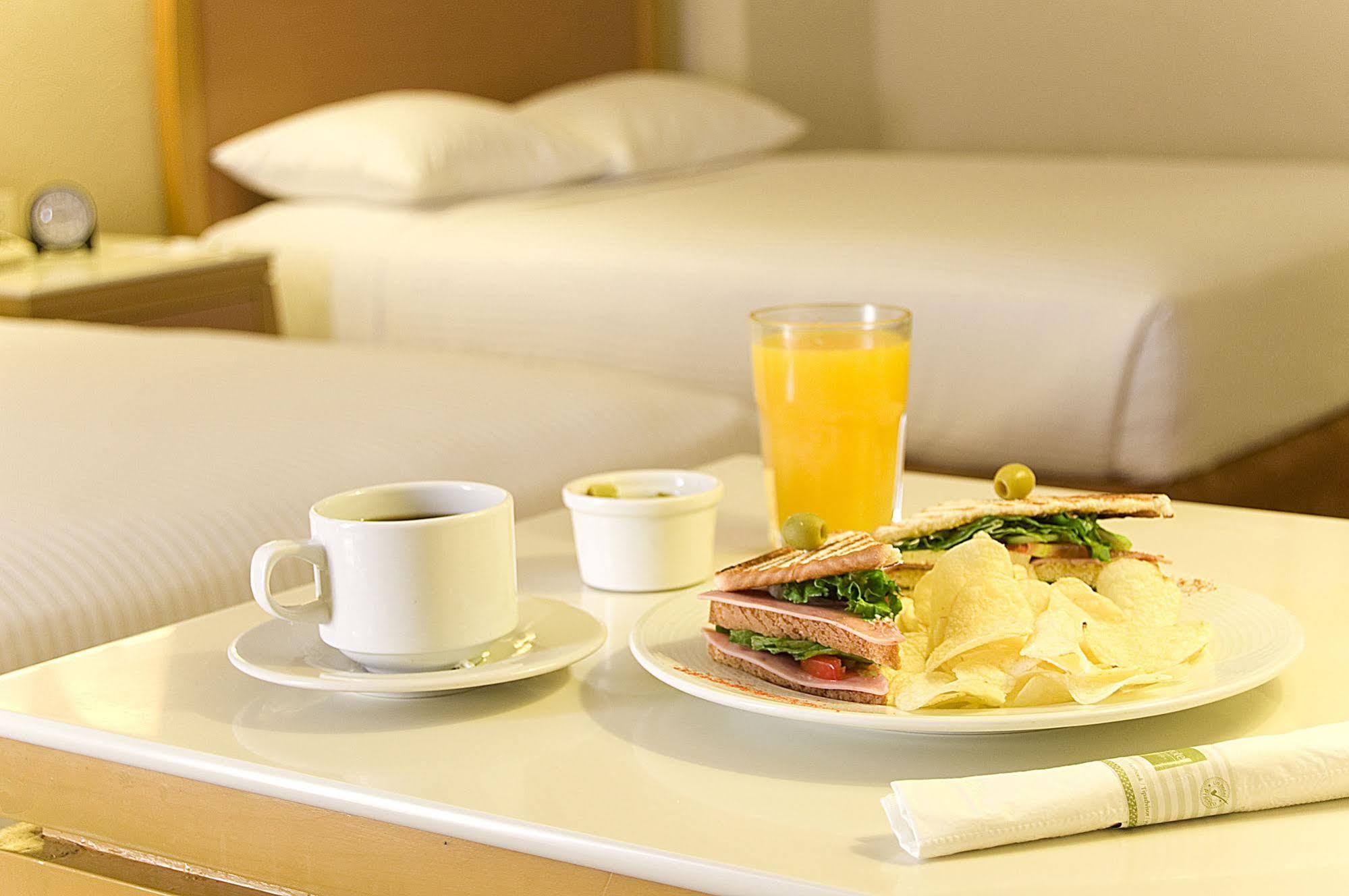 Fato Hotel Querétaro Zewnętrze zdjęcie
